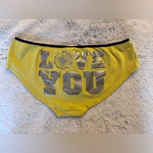VS PINK VINTAGE 2008 EXTRA LOW RISE HIPSTER PANTY PANTIES YELLOW SILVER CREST M
